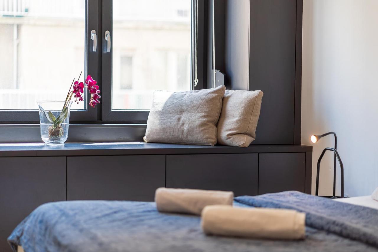 Bright Studio With Parliament View, Free Parking Budapest Bagian luar foto